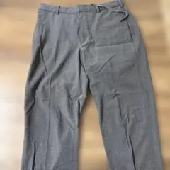 ユニクロ　グレー スラックス Sサイズ