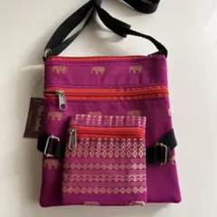 象模様のタイのサコッシュ