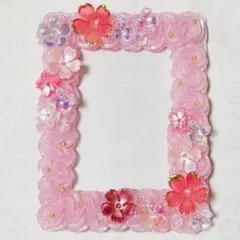 【推し活に♡】可憐な花咲くホイップデコトレカケース 硬質ケース B8