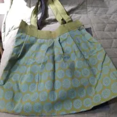 円形模様の大きめトート布バッグ