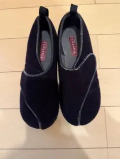 Item thumbnail for item 9a93052c-5580-4fc5-9073-ecf6b0bf4022