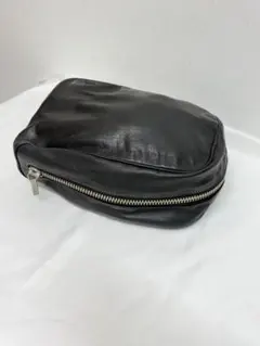 未使用品 レッドムーンポーチブラックレザー ポーチ クラッチバック