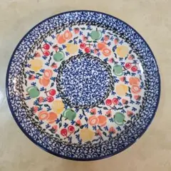 ポーリッシュポタリー花と果物のデザイン皿 直径約20cm