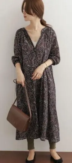 美品 URBAN RESEARCH DOORS オリエンタルプリントワンピース