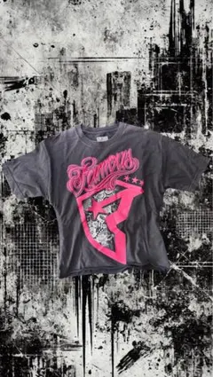 famous T-shirt sk8のサムネイル