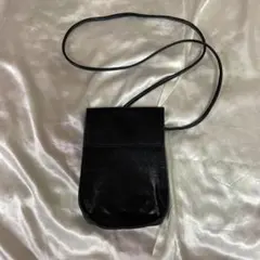 【美品】スマホショルダー 黒ブラック レザー調 ポーチ サコッシュ 肩掛け ミニ