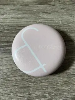 ロムアンドダブルミラー