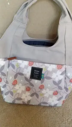 Nina Jobs トートバッグ ストロベリー柄