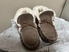 ブラウンファー付きモカシン