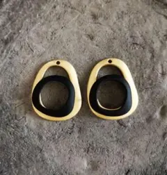 No.506　ゴールドとブラックのモードなチャーム