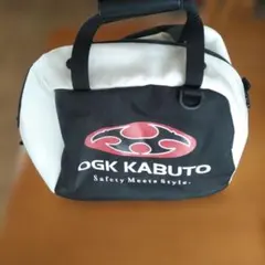 OGK KABUTO バッグ 黒と白のサムネイル