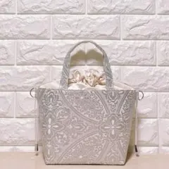 帯リメイク　プラチナ箔二重織花紋モダン柄 あおりポケ　ライトベージュ巾着トート