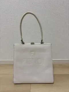 【正規品】FENDI ハンドバッグ ホワイトのサムネイル