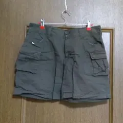 39.カーキ ショートパンツ サイズL