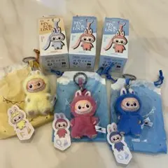ポップマート　ラブブイニシャルマスコットチャーム3色セット