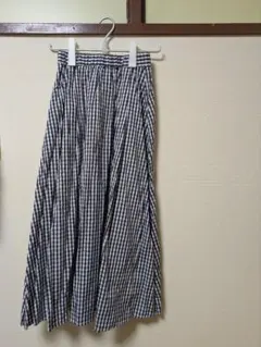 クチュールブローチ　フレアスカート