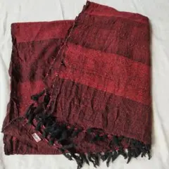 【新品未使用】大判ストール　フリンジ付き　インド製　赤×黒