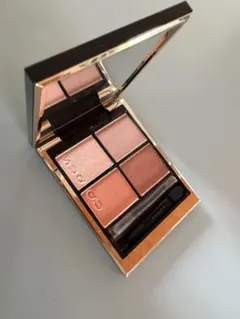 SUQQU／シグニチャーカラーアイズ/ 02 陽香色