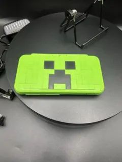 Item thumbnail for item be16f321-e5c4-4dd8-9fb6-66f513af7c94