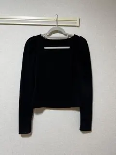 スクエアネック 長袖 Tシャツ