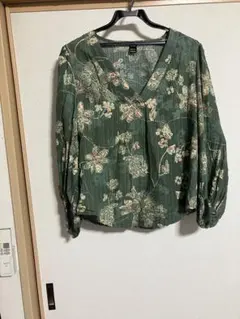 SHEIN 花柄 長袖ブラウス グリーン系