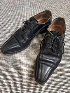 【本日限定値下げ】adelo ビジネシューズ　ウィングチップ　コーティング済み 本日限定値下げ】adelo ビジネシューズ ウィングチップ コーティング