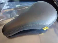 未使用 CULT VANS SEAT スリッポン BMXサドル シート - メルカリ