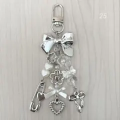 ビーズ ストラップ キーホルダー