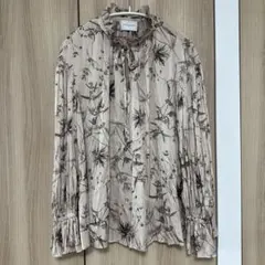 美品　UNITED ARROWS 長袖 ブラウス ボタニカル柄 フリルネック