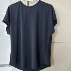 ユニクロ　クレープジャージーフレンチスリープTシャツ　Lのサムネイル
