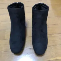 ブラックショートブーツ スエード風