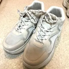 ダッドスニーカー スニーカー