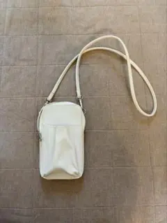 GU ショルダーバッグ