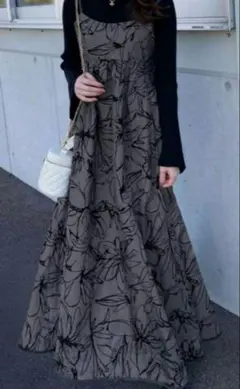 【新品未使用❗️】GRL 花柄シアーフレアキャミワンピース[kz427]