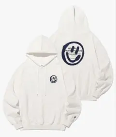 ホワイト フーディ ロゴ刺繍