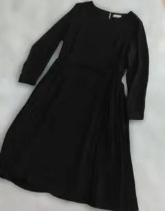 黒　長袖ひざ丈ワンピースサイズM　paradise