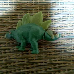 マクドナルド　ハッピーセット　ジュラシック・ワールド　ステゴサウルス