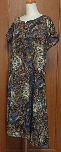 新品ハンドメイド　ワンピース