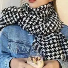 Item thumbnail for item 6baadaf8-de62-4fe1-8970-da6be4f088fb