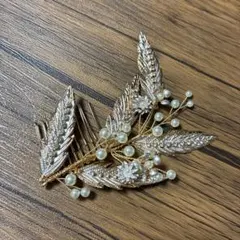 【美品】ゴールドの葉とパールのヘアアクセサリー