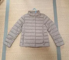 UNIQLO ウルトラライトダウン ベージュ Sサイズ