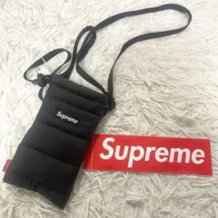 2026年最新】supreme puffer neck pouchの人気アイテム - メルカリ