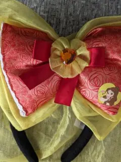 ディズニーランド　美女と野獣　ベルのカチューシャ