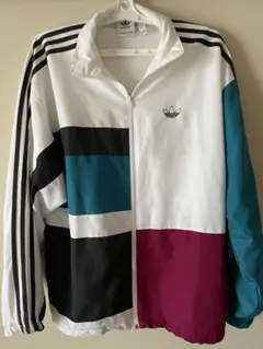 adidas ナイロンジャケット 多色使い