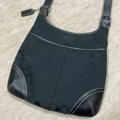 【美品】【レトロ】COACH コーチ　ロゴ柄ショルダーバック　ブラック