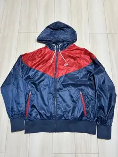 Nike フード付きナイロンジャケット ネイビー/レッド
