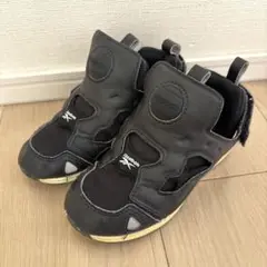 Reebok ポンプフューリーキッズスニーカー ブラック16cm