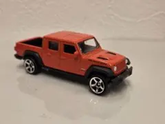 ★WELLYミニカー★カスタム　ジープグラディエーター　ワイドホイール　トミカ