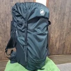 Item thumbnail for item 2b636686-5213-4e56-816f-d28602759b83