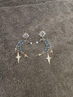 スワロフスキー　ピアス